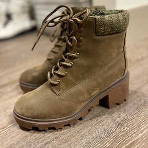 Olive green heeled combat boots 7.5 worn once